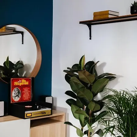 Apartamento Joli Studio Oberkamph Paris